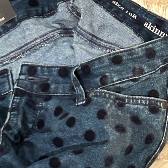 Crown & Ivy Womens Blue Skinny Jeans 10R with Polka Dot embellishments - Picture 10 of 15